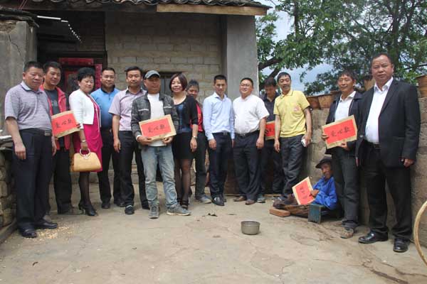 �̻��쵼�����̻�ο�ʴ������ֻ�