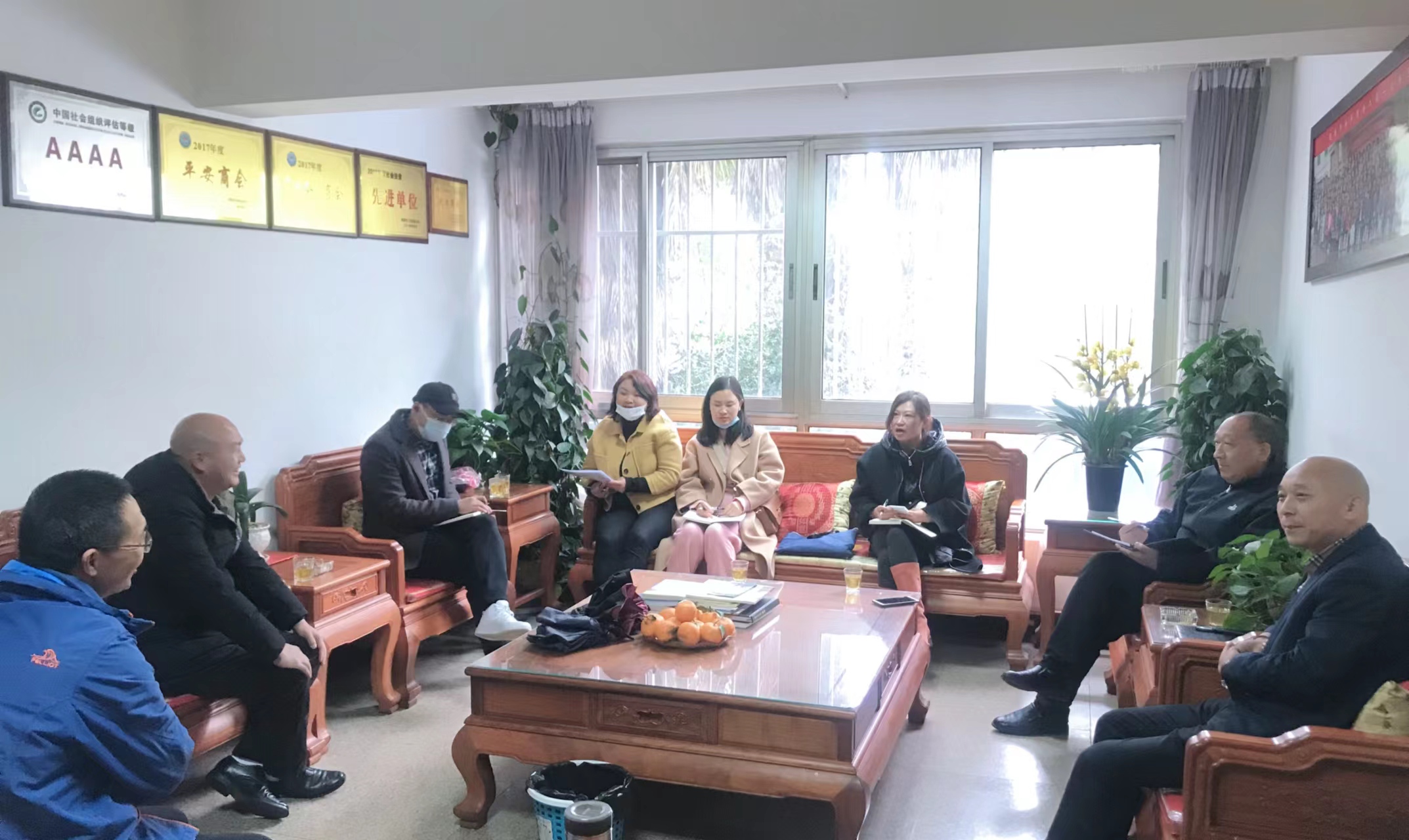 昆明市民政局社会组织管理处王江处长一行到商会调研指导