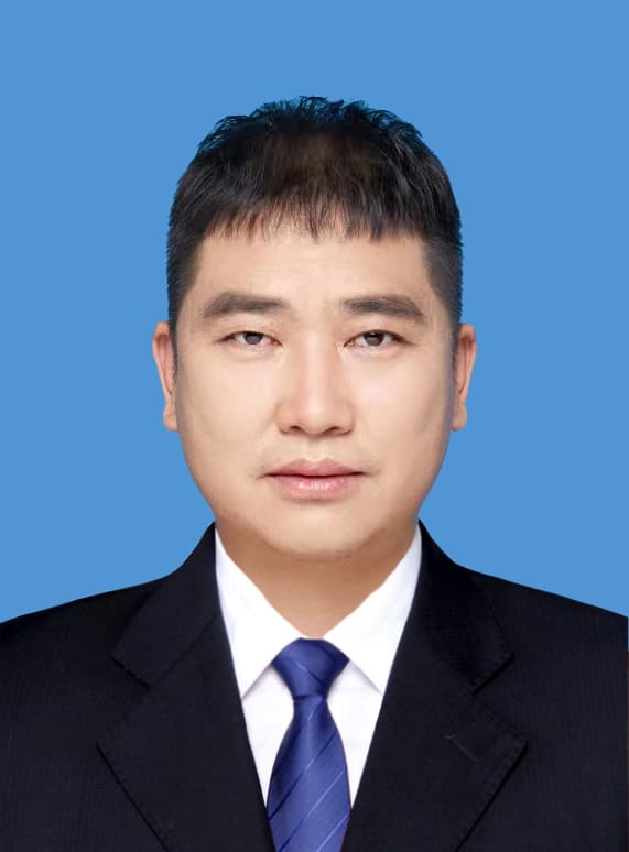 监事会主席 陆加万 先生