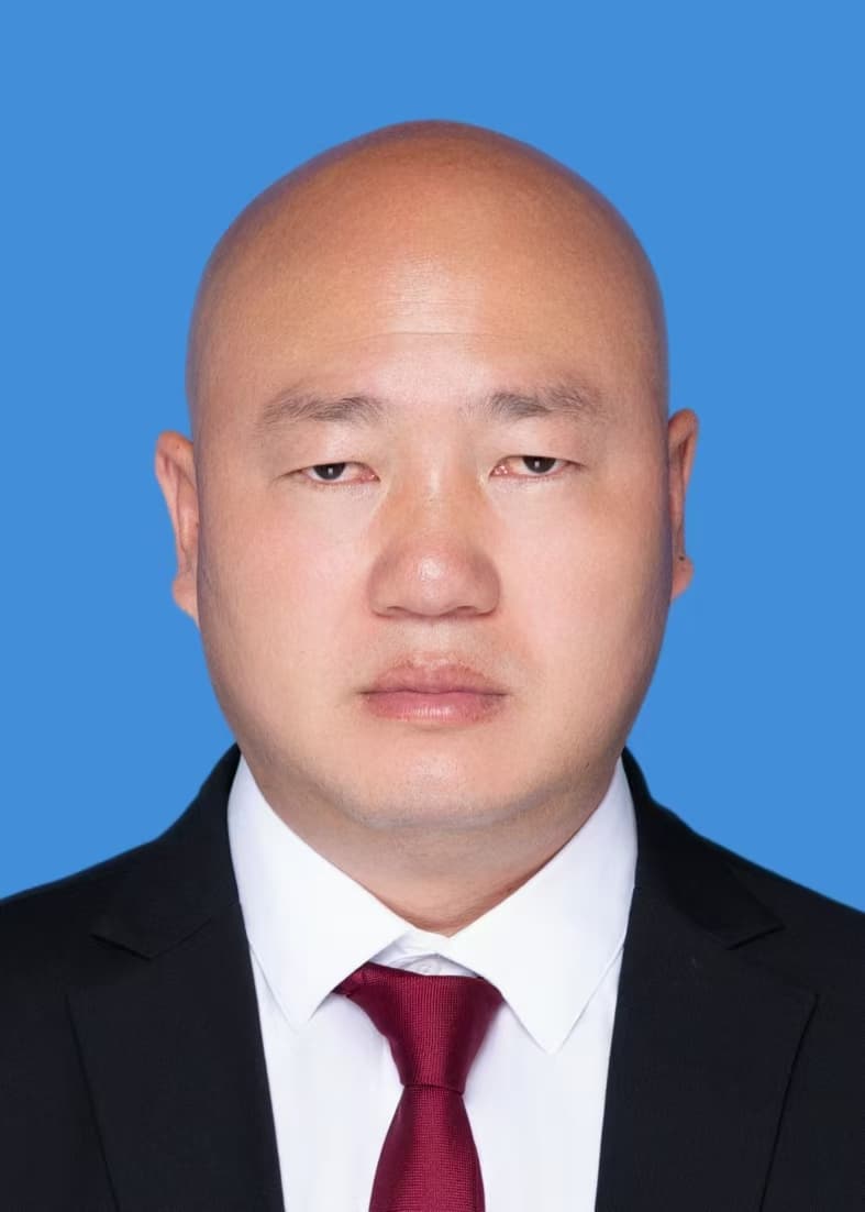 执行会长 解开平 先生